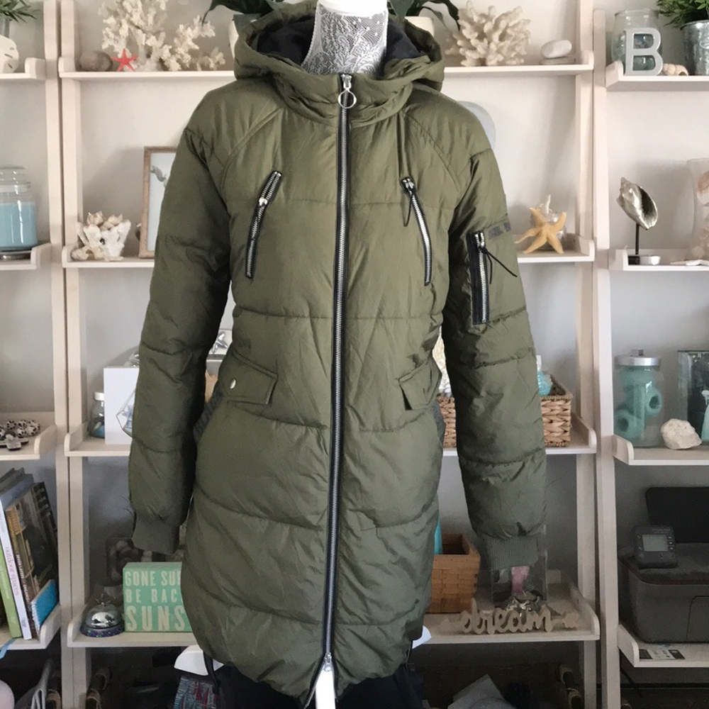 Vero Moda Limited Ed Black Label Long Coat/Jacket/Puffer Size S Like New